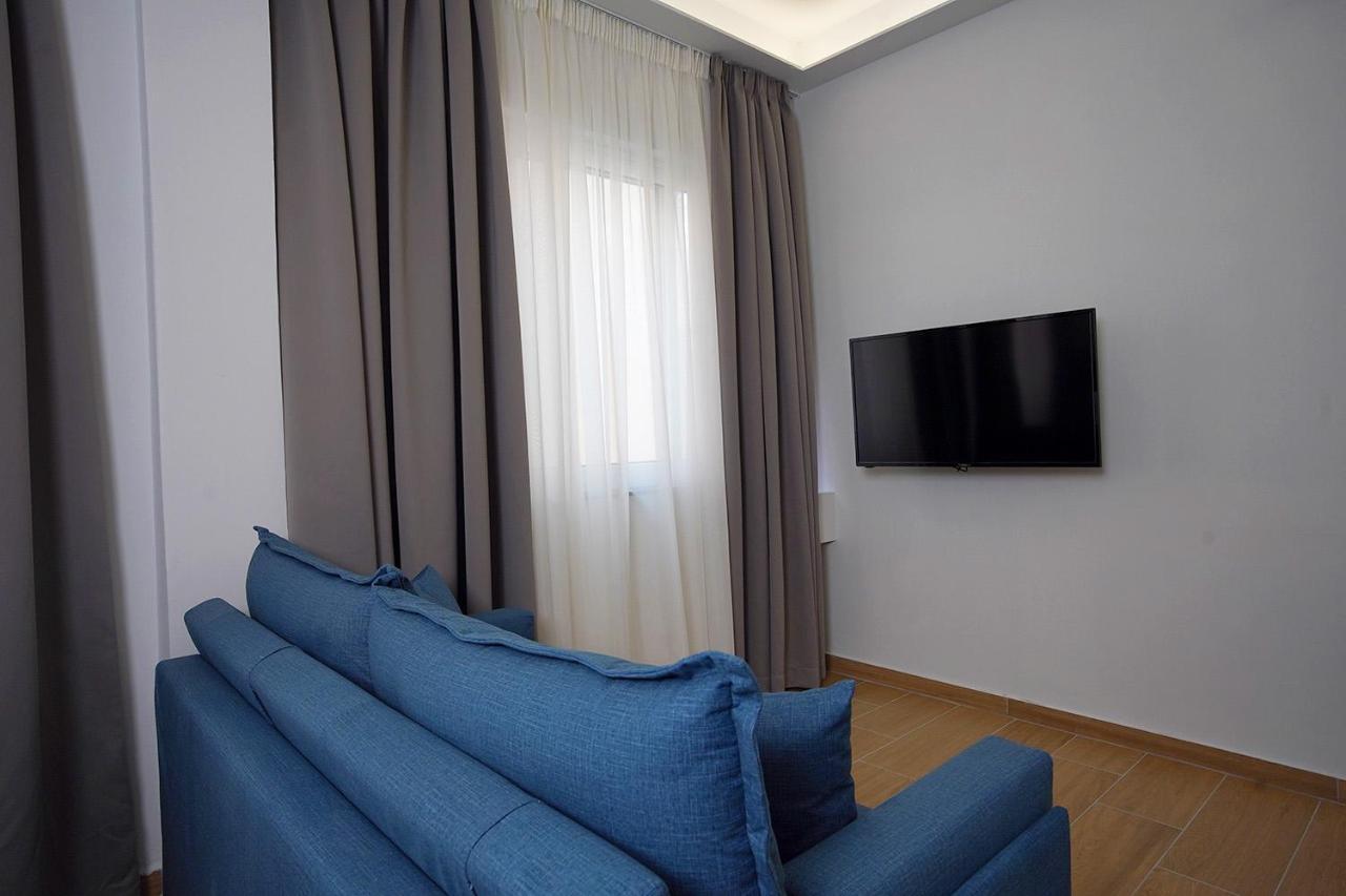 Tip - Top Suites Афины Экстерьер фото