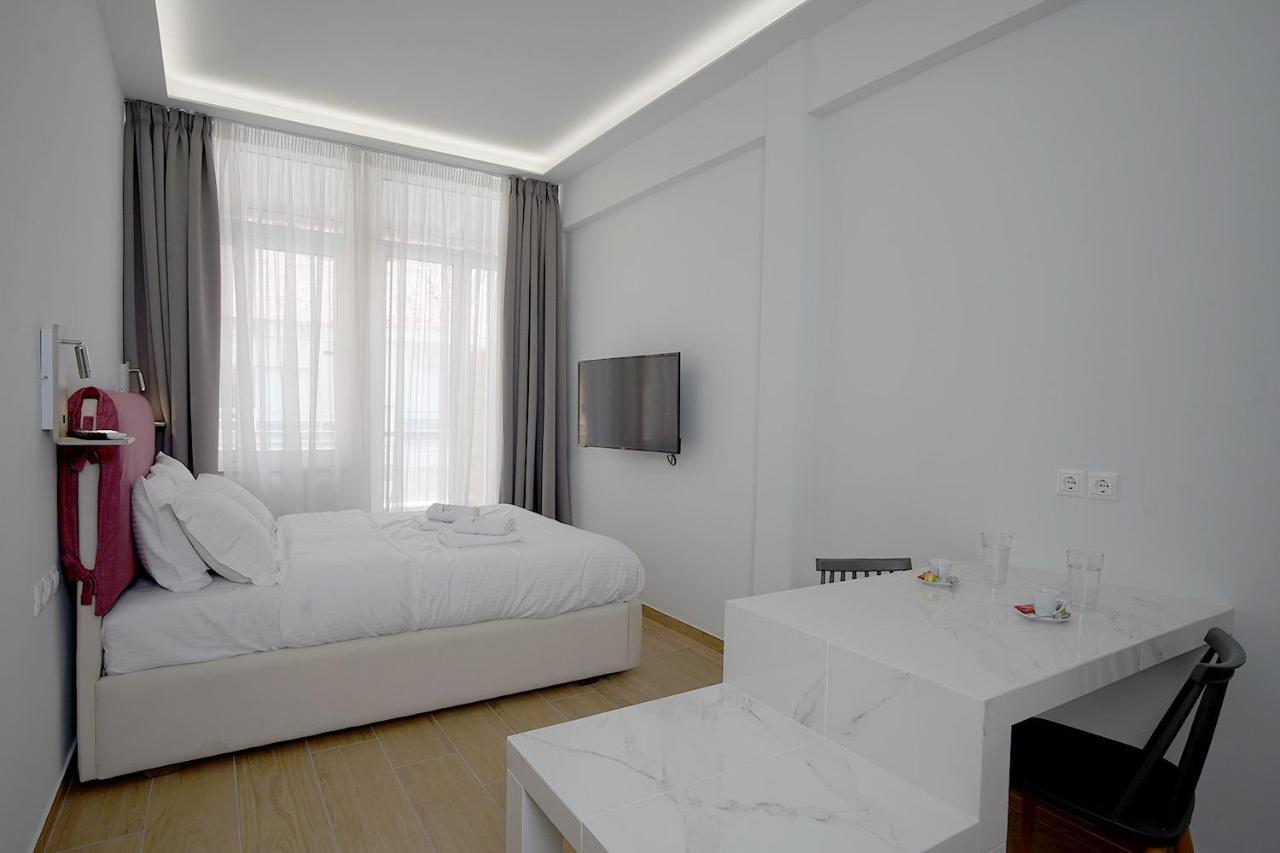 Tip - Top Suites Афины Экстерьер фото